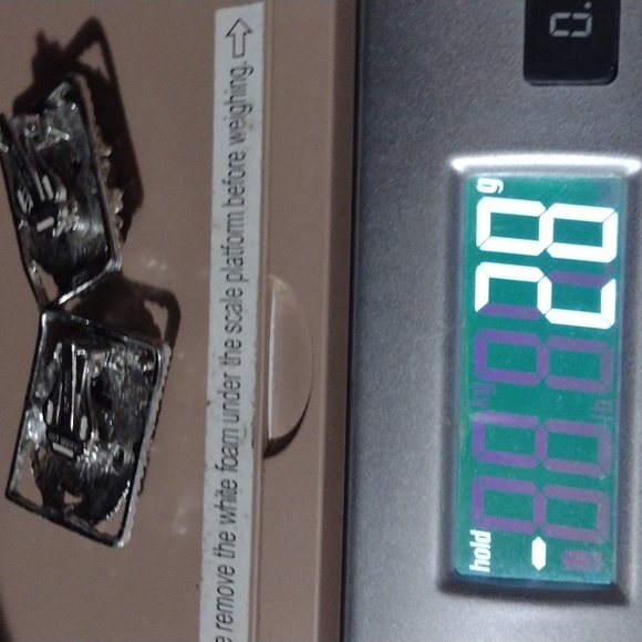 VINTAGE 60s SARAH COVENTRY SILVER-TONE LARGE SQUARE FLORAL CLIP-ON 1.3" EARRINGS - Picture 8 of 9